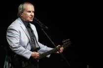 Irische Sänger Chris De Burgh gastiert auf seiner "50LO"-Tour in der Kölner Philharmonie (© Thomas Brill)